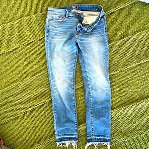 Abercrombie and fitch capri stretchy